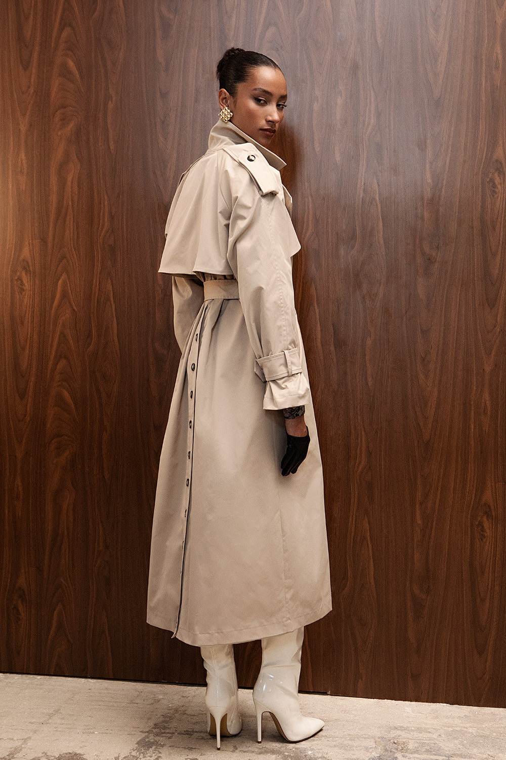BEIGE OVERSIZED TRENCH COAT