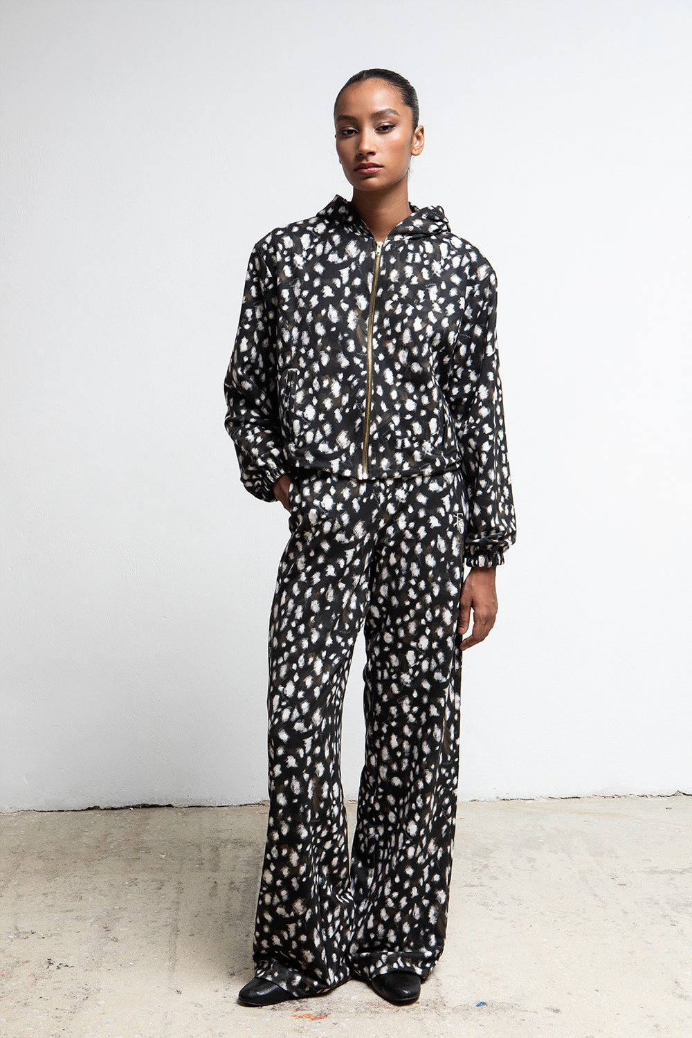 BLACK BAMBI PRINT WIDE LEG PANTS