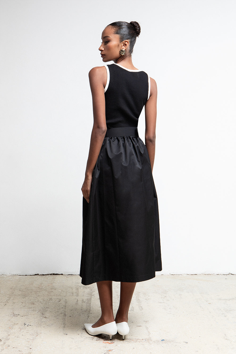 BLACK BELTED A LINE MIDI SKIRT