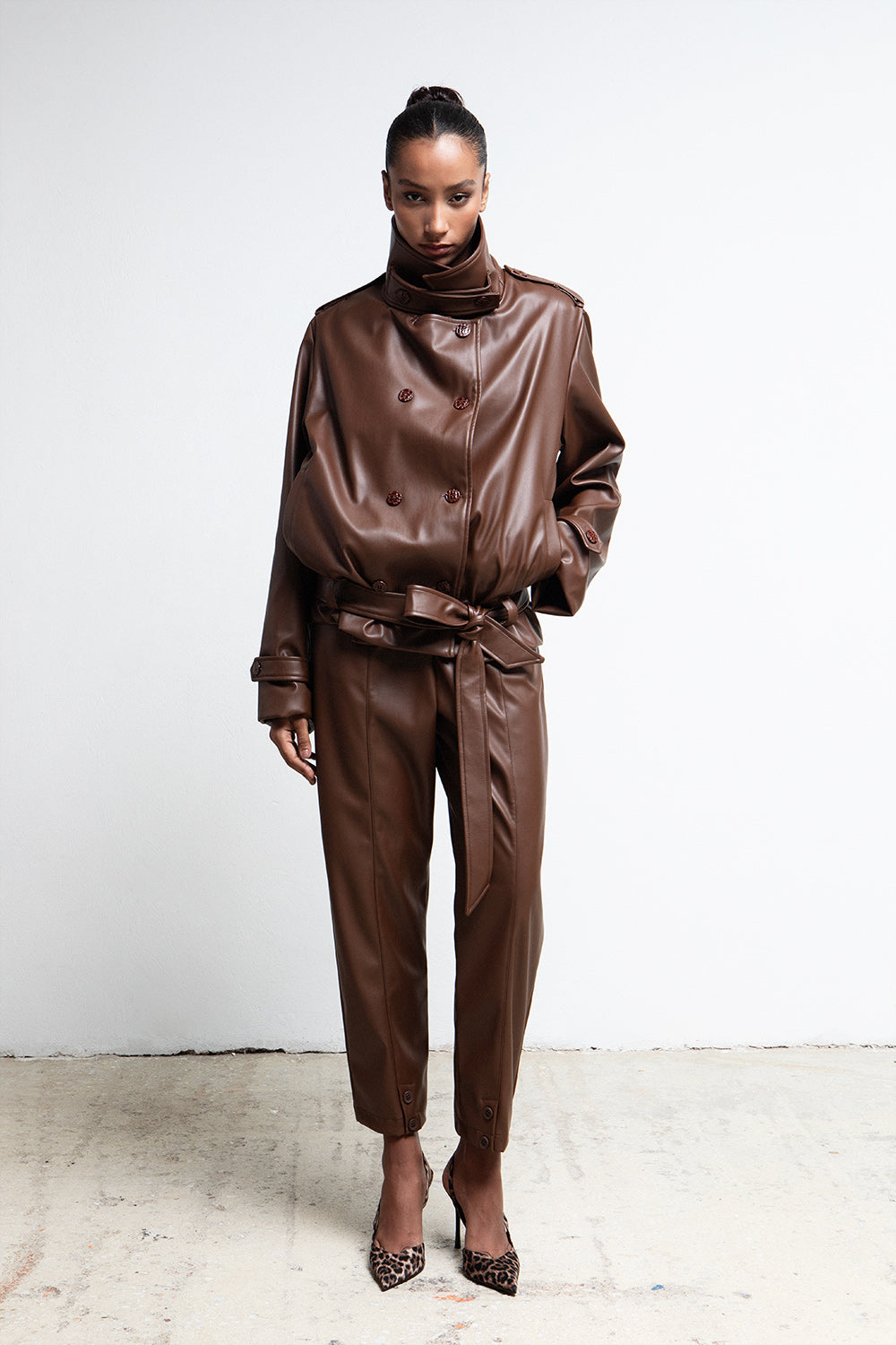 CHOCOLATE BROWN FAUX LEATHER BELTED JACKET
