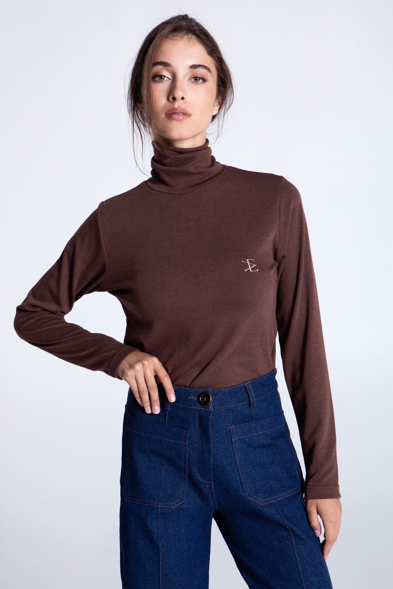 MOCHA KNITTED SWEATER