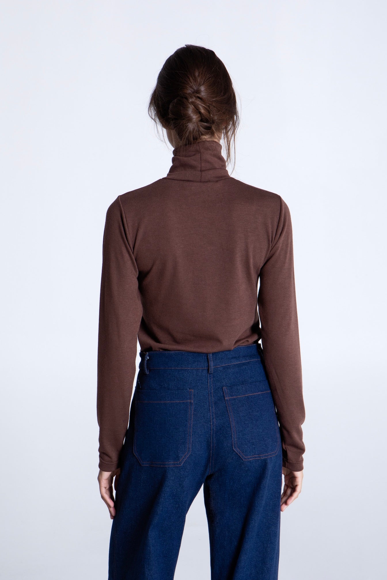 MOCHA KNITTED SWEATER