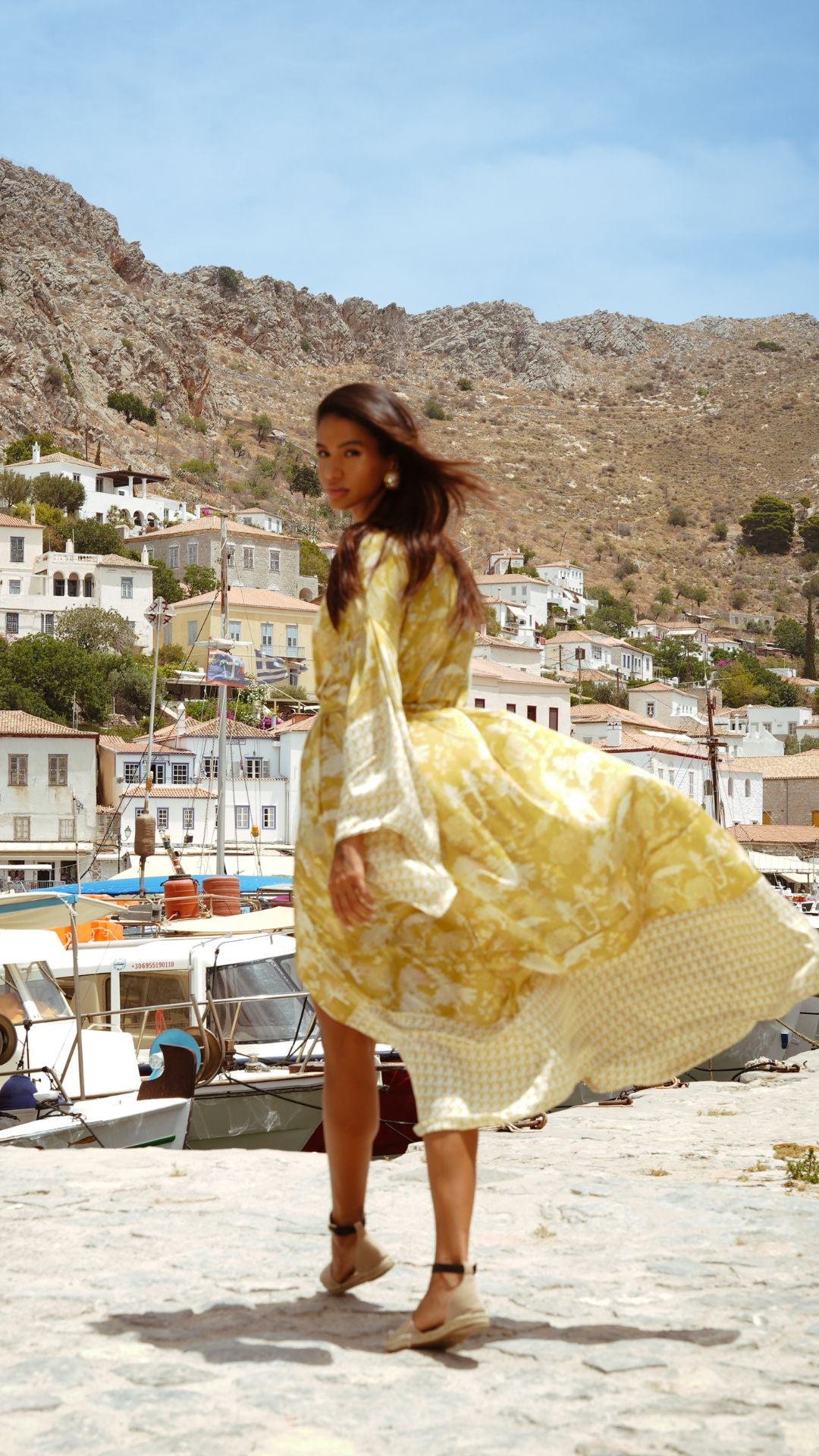 GOLDIE SATIN KIMONO