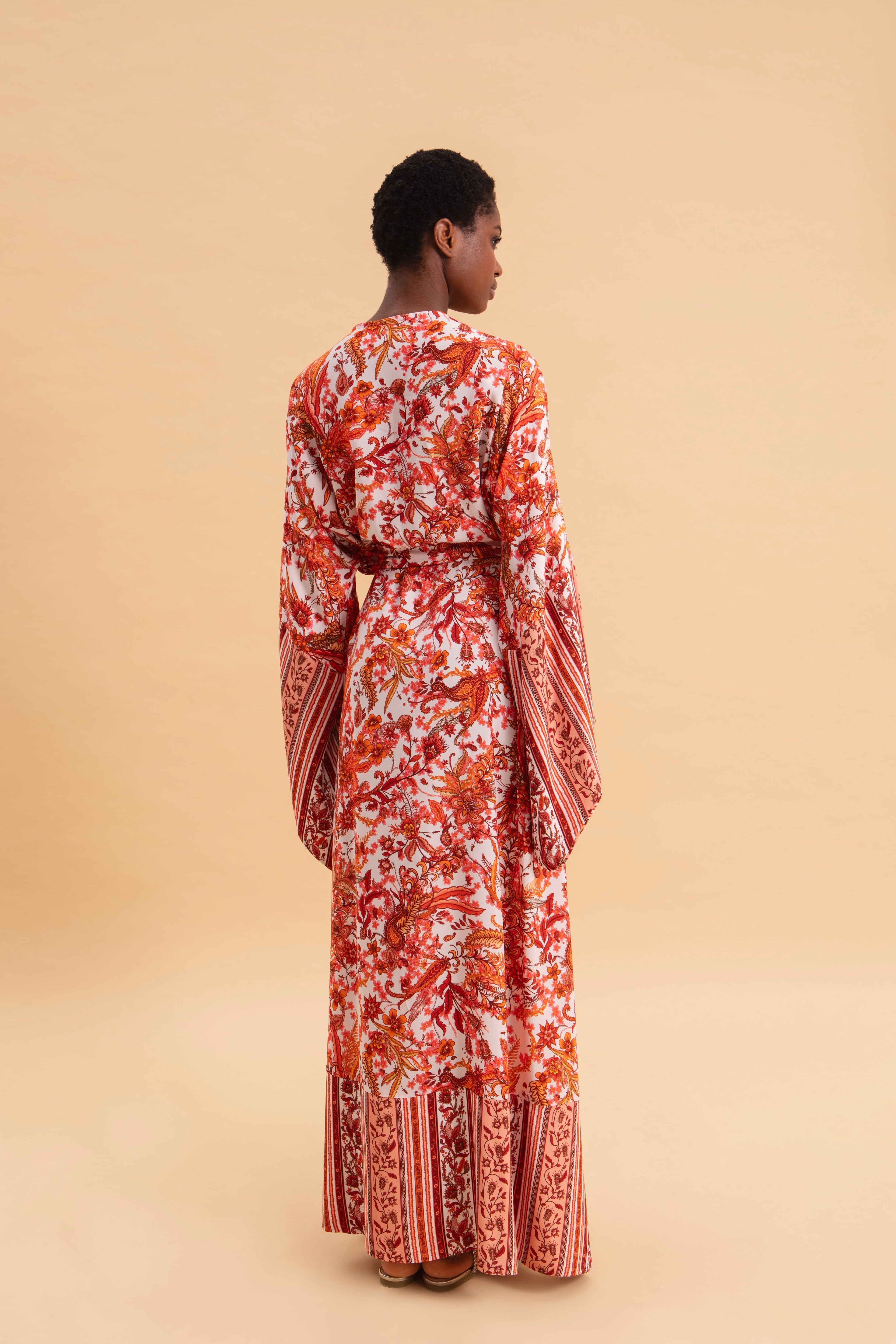 RUSTIC ROMANCE 100% VISCOSE KIMONO