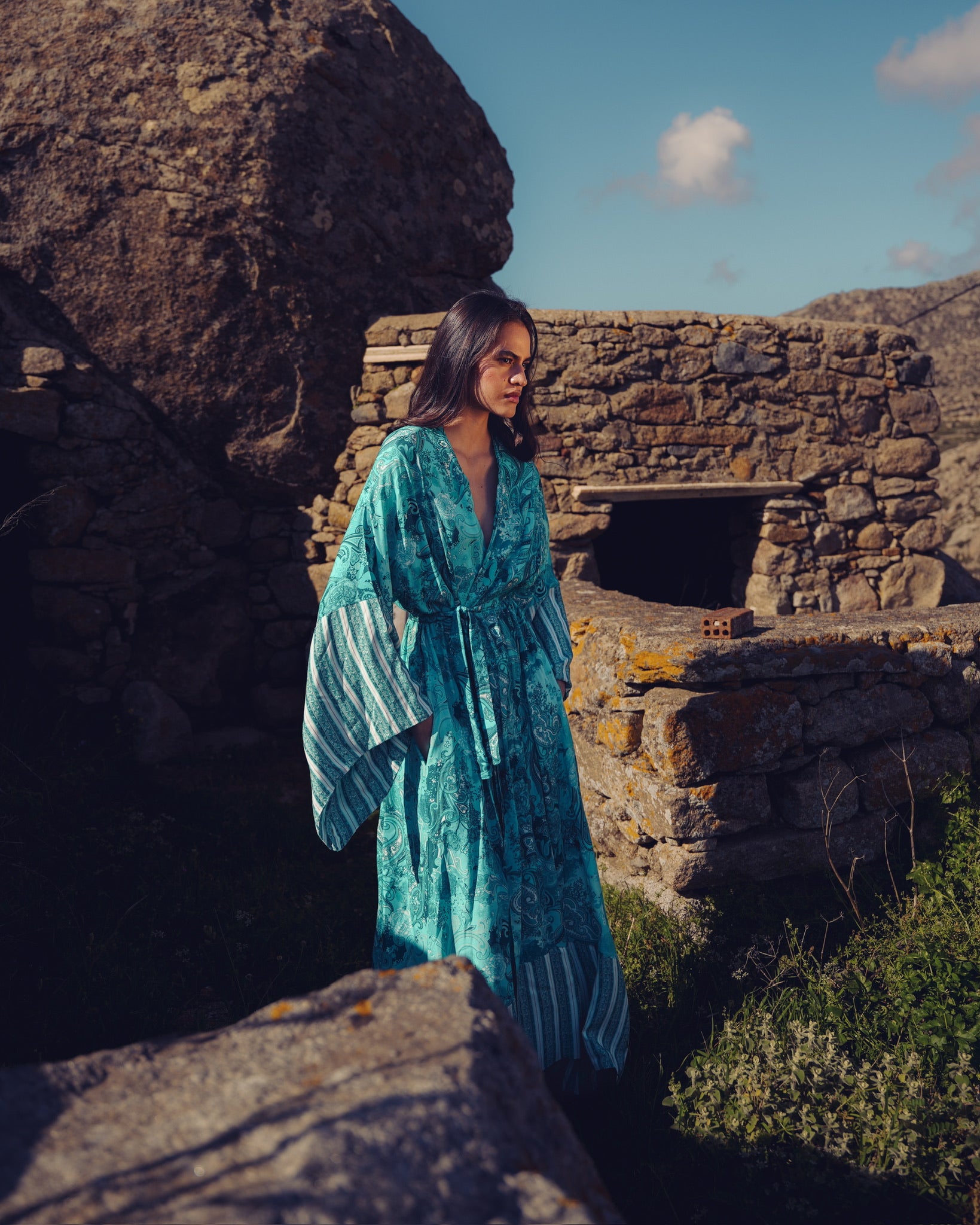 PAISLEY WAVES 100% VISCOSE KIMONO