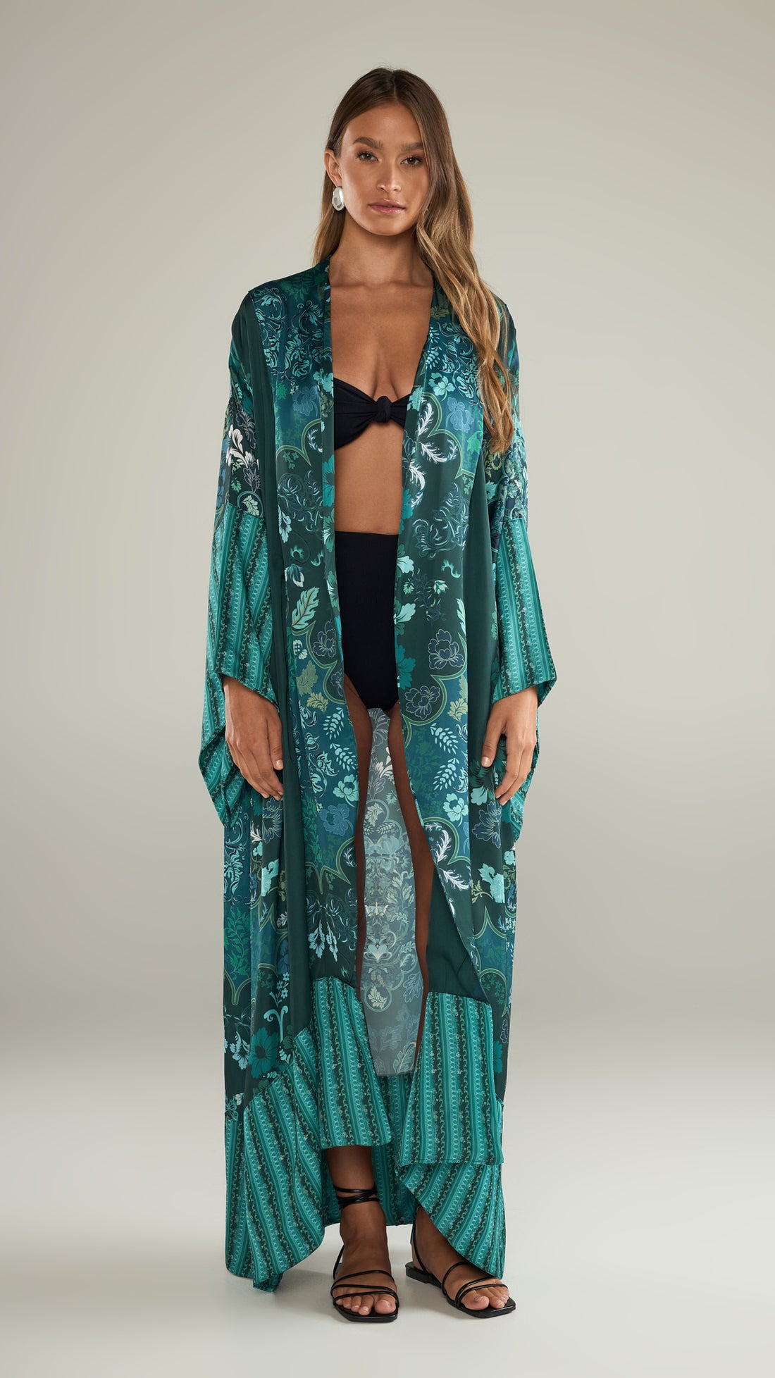 VANESSA SATIN KIMONO