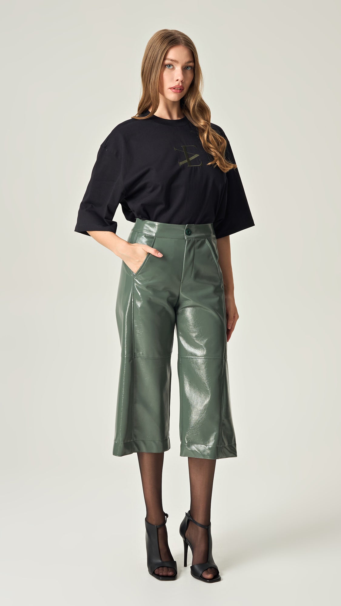 SAGE VELOCITY GLOSSY LEATHER JUPE CULOTTE