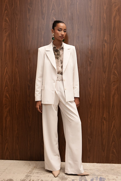 SOFT IVORY VANILLA TAILORED BLAZER