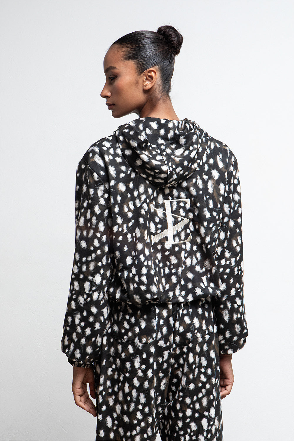 BLACK BAMBI PRINT ZIP UP HOODED JACKET