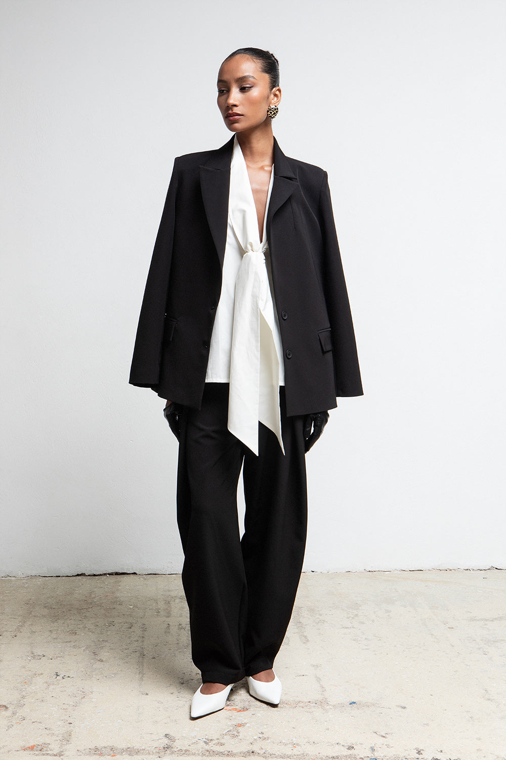 BLACK OVERSIZED BARREL LEG  TAILORED PANTS