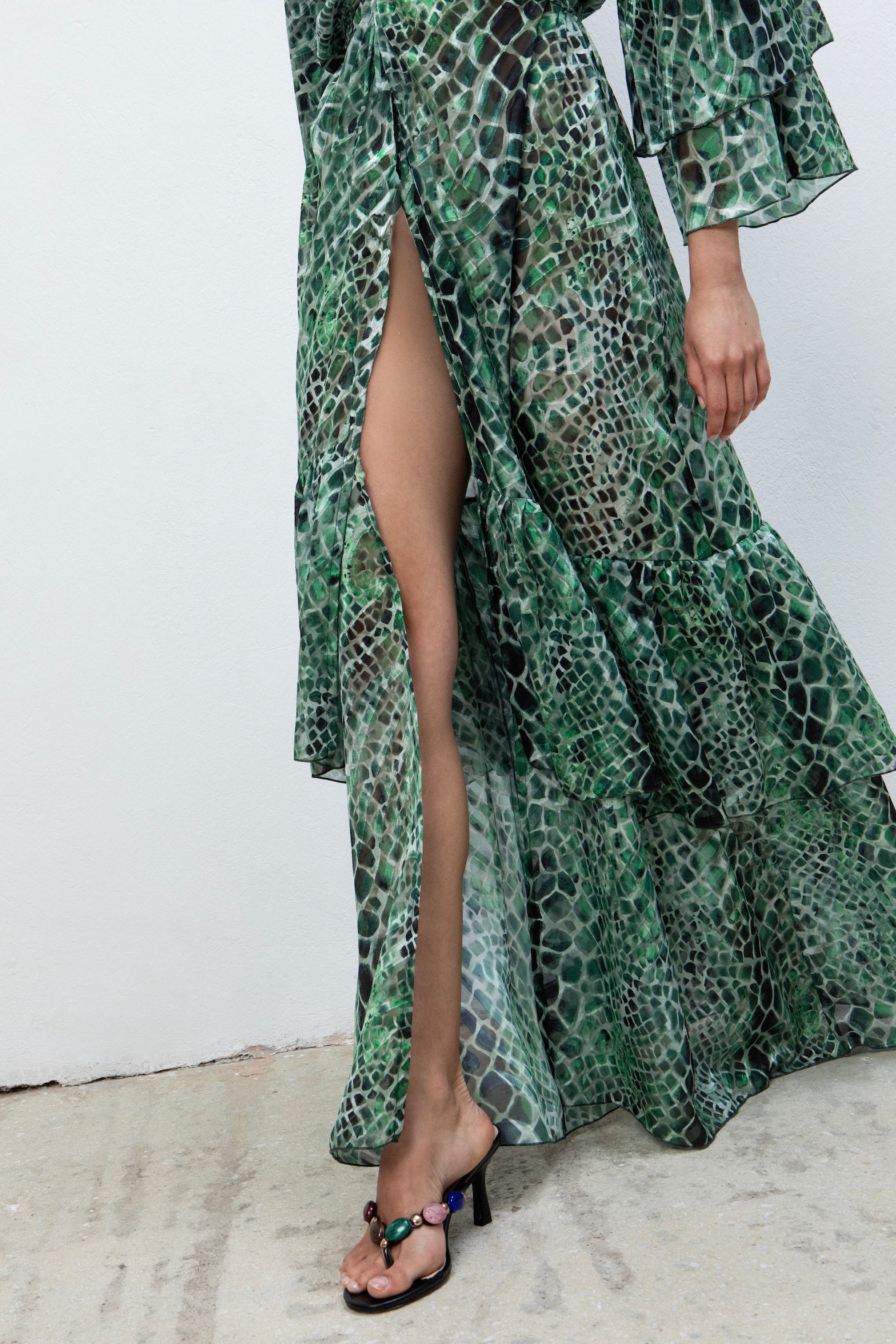 COBRA POLYMORPHIC KIMONO DRESS