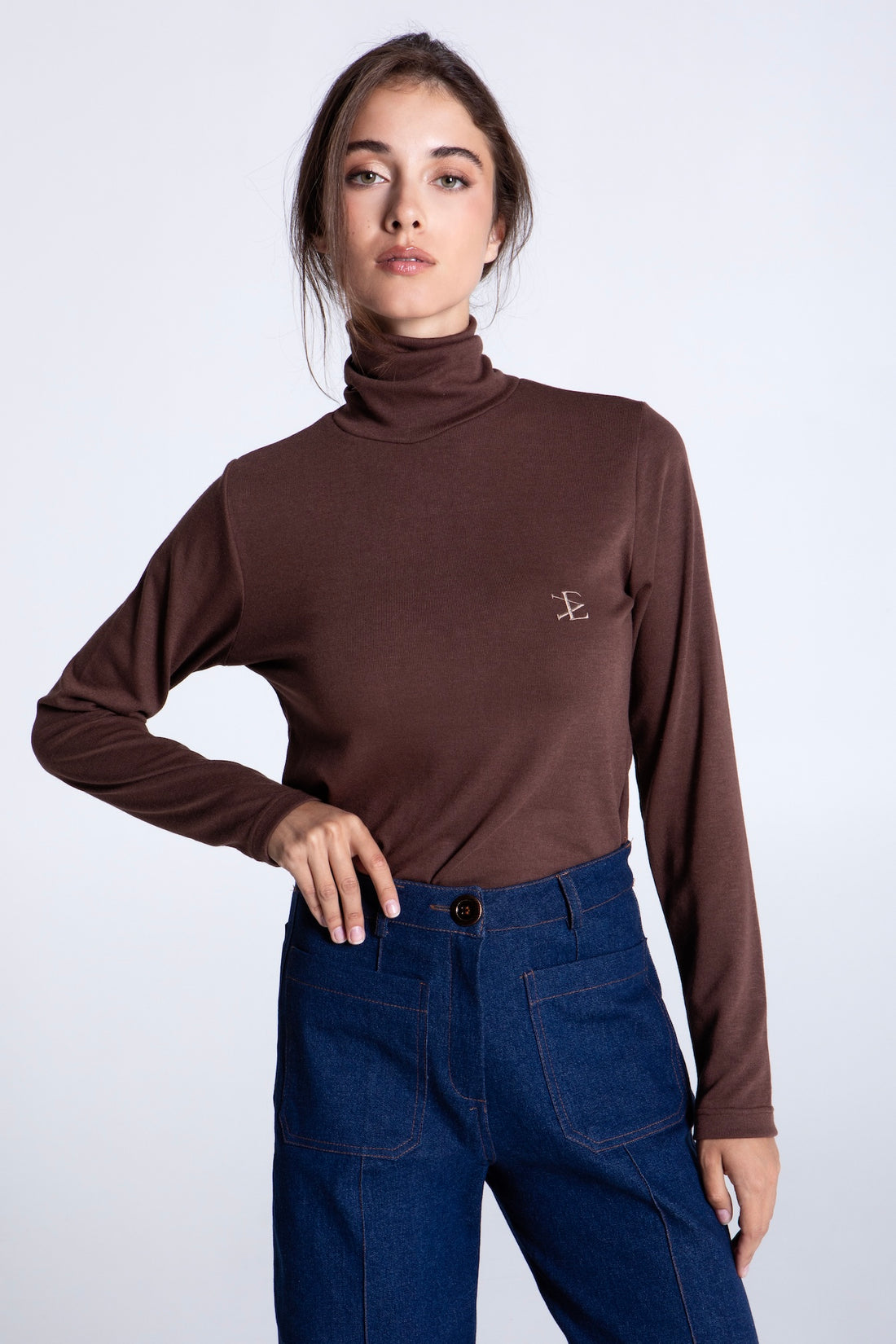 MOCHA KNITTED SWEATER