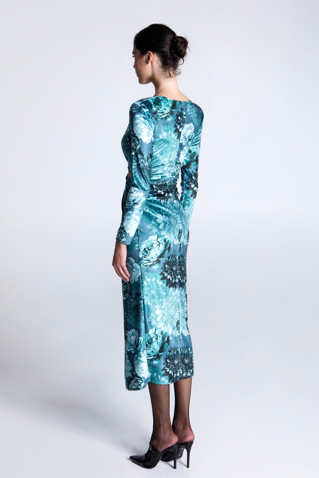 BEATRIS MIDI VELVET DRESS