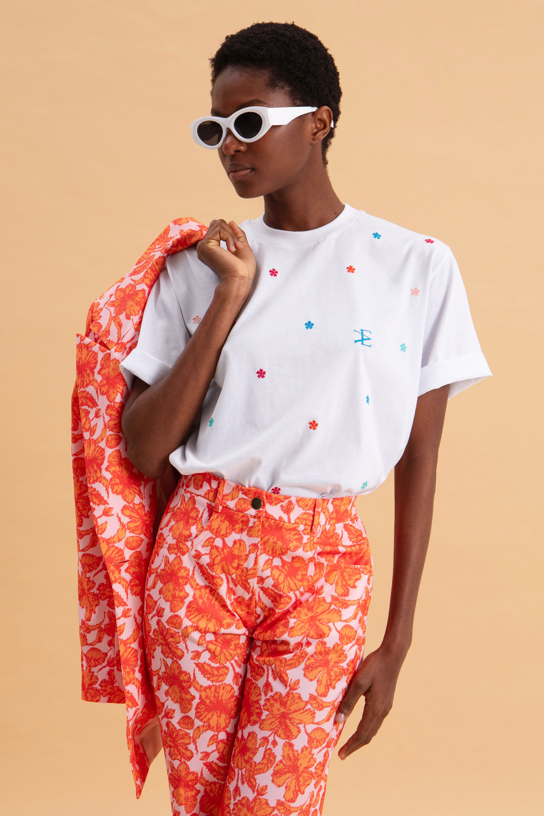 EVELEYA 100% COTTON EMBROIDERED T-SHIRT