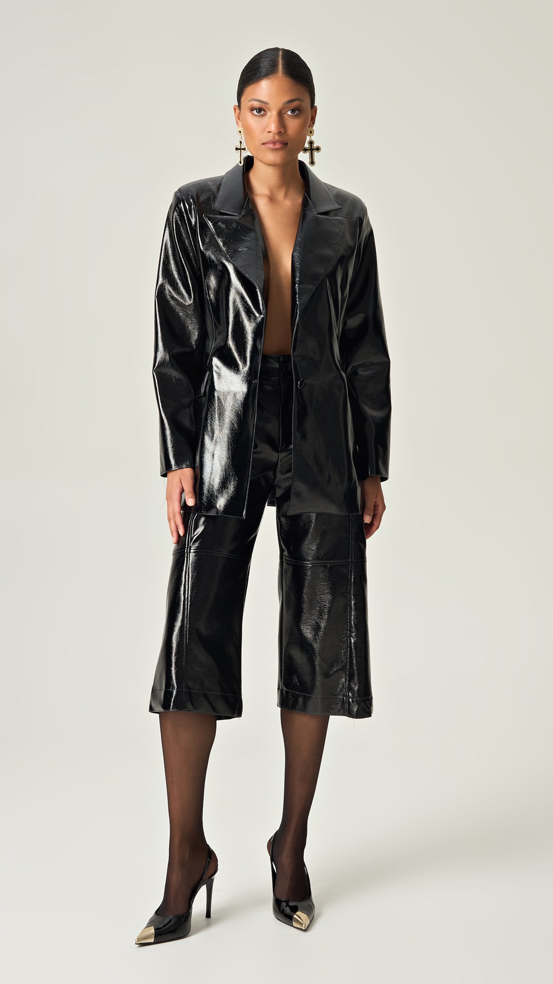 NOIR REVOLUTION GLOSSY LEATHER JUPE CULOTTE