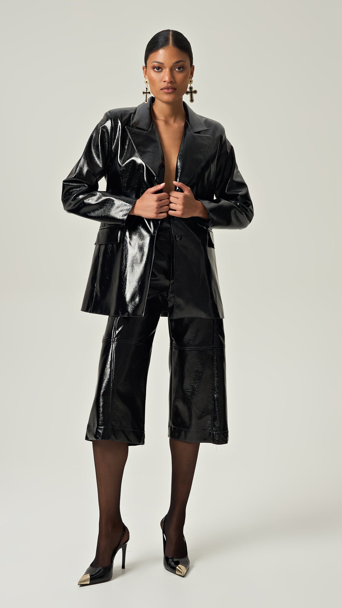 NOIR REVOLUTION GLOSSY LEATHER JUPE CULOTTE