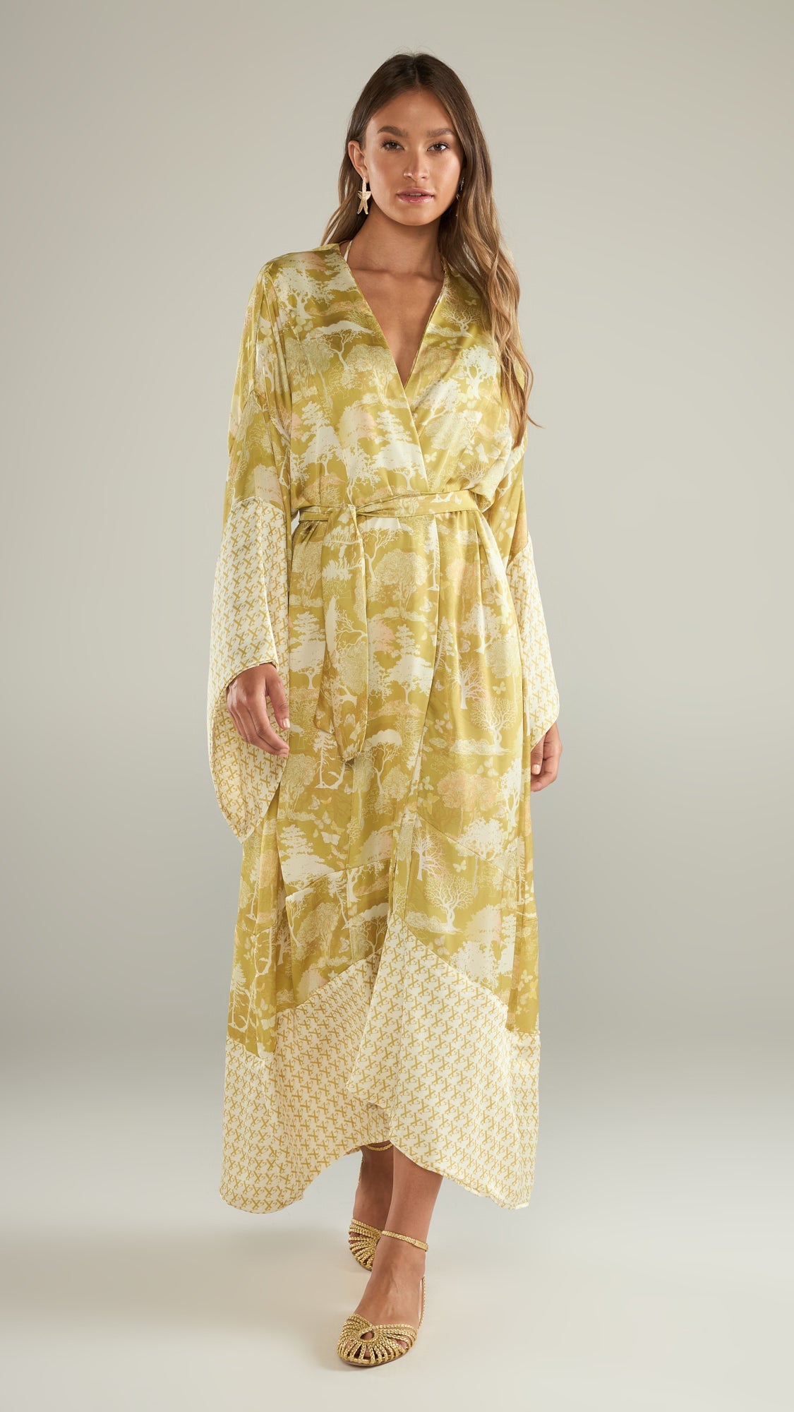 GOLDIE SATIN KIMONO