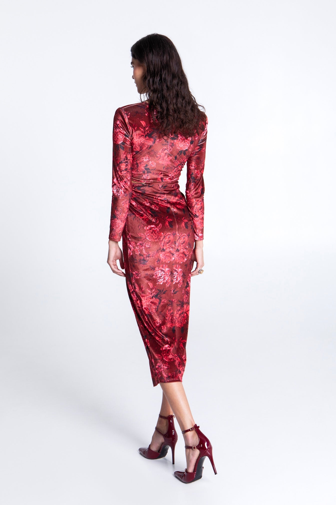 AMAROSE MIDI VELVET DRESS