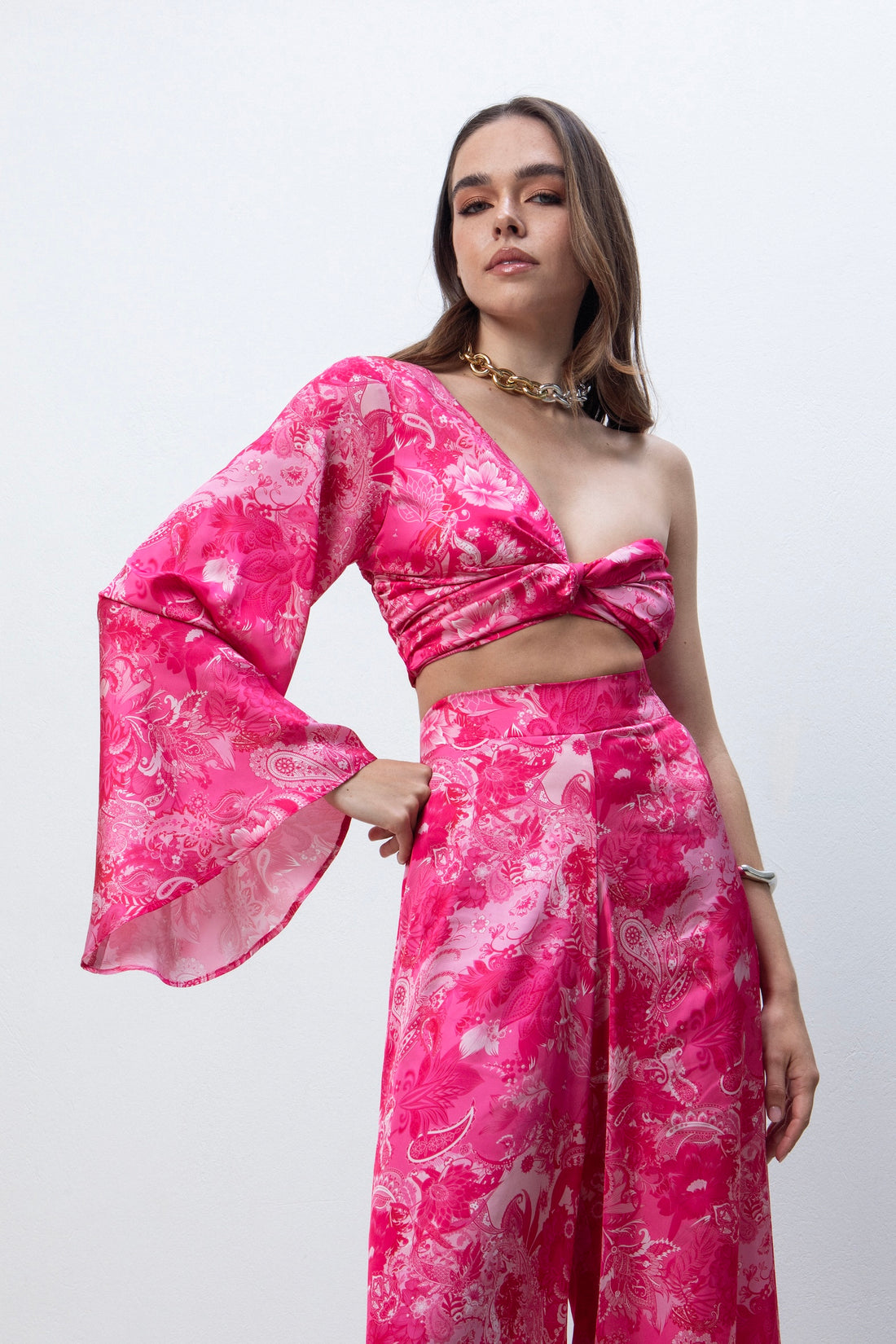 FUCHSIA PAISLEY ONE SHOULDER SATIN TOP