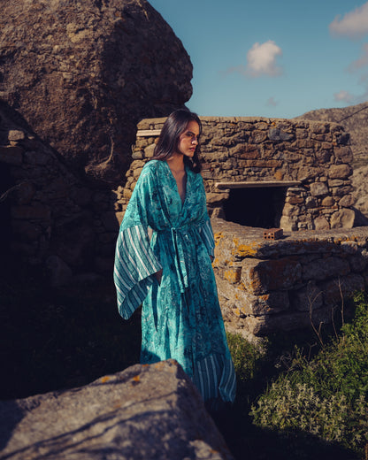 PAISLEY WAVES 100% VISCOSE KIMONO