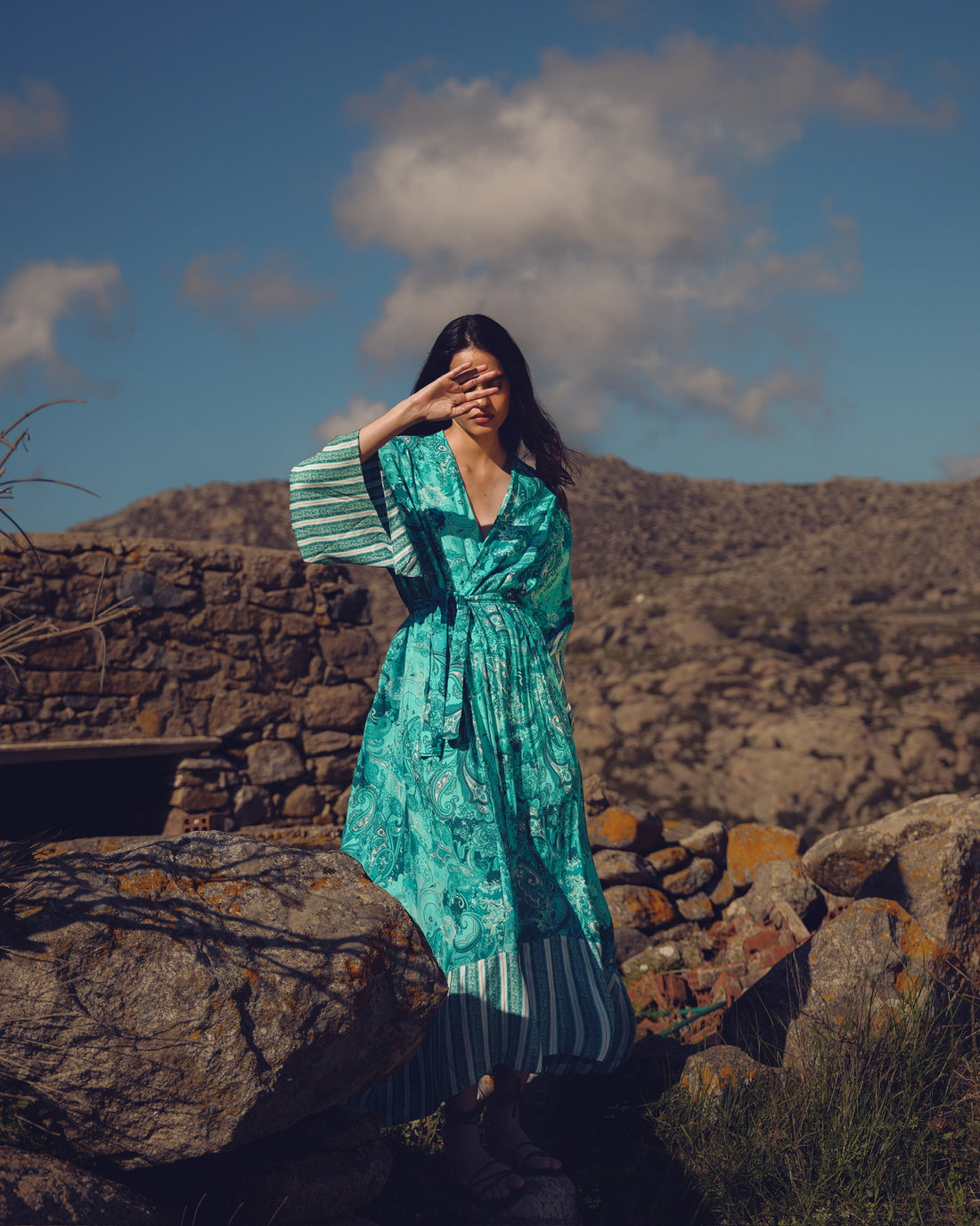 PAISLEY WAVES 100% VISCOSE KIMONO