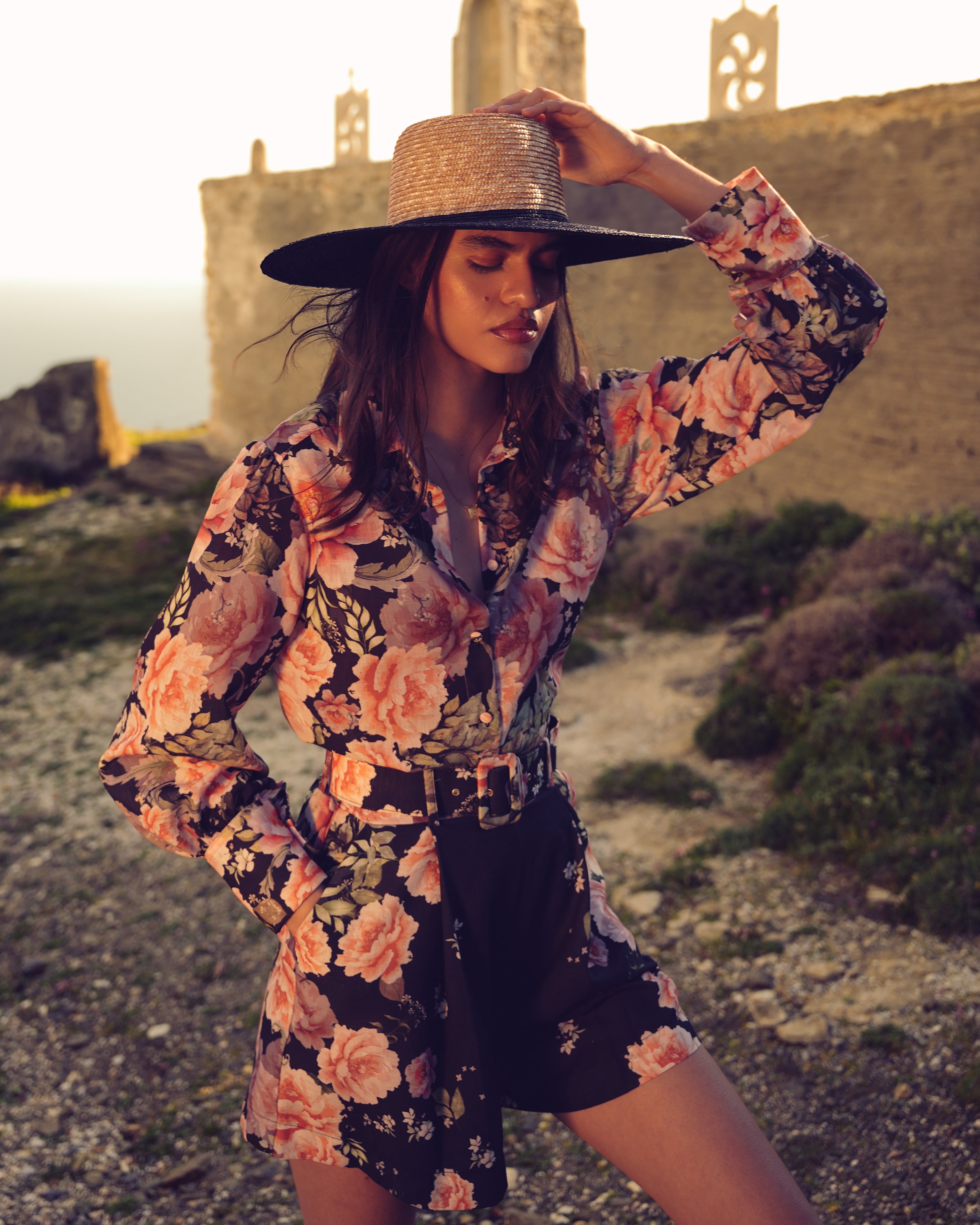 PEONIES LOVE HIGH WAISTED LINEN SHORTS WITH BELT